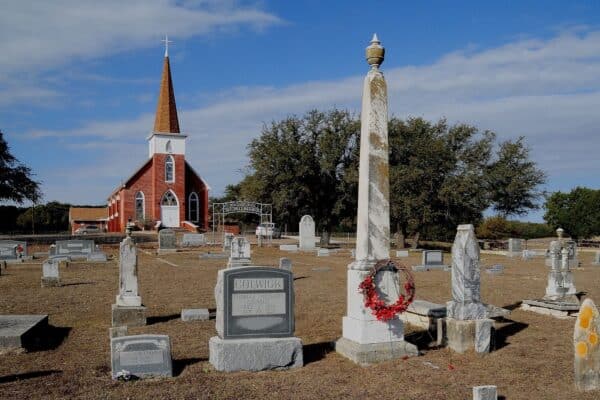 From the Cleng-Peerson-monument at the cemetary of «Our Savior’s Lutheran Church» in the Norse district, Bosque County, Texas. The monument was unveiled before Christmas 1886.