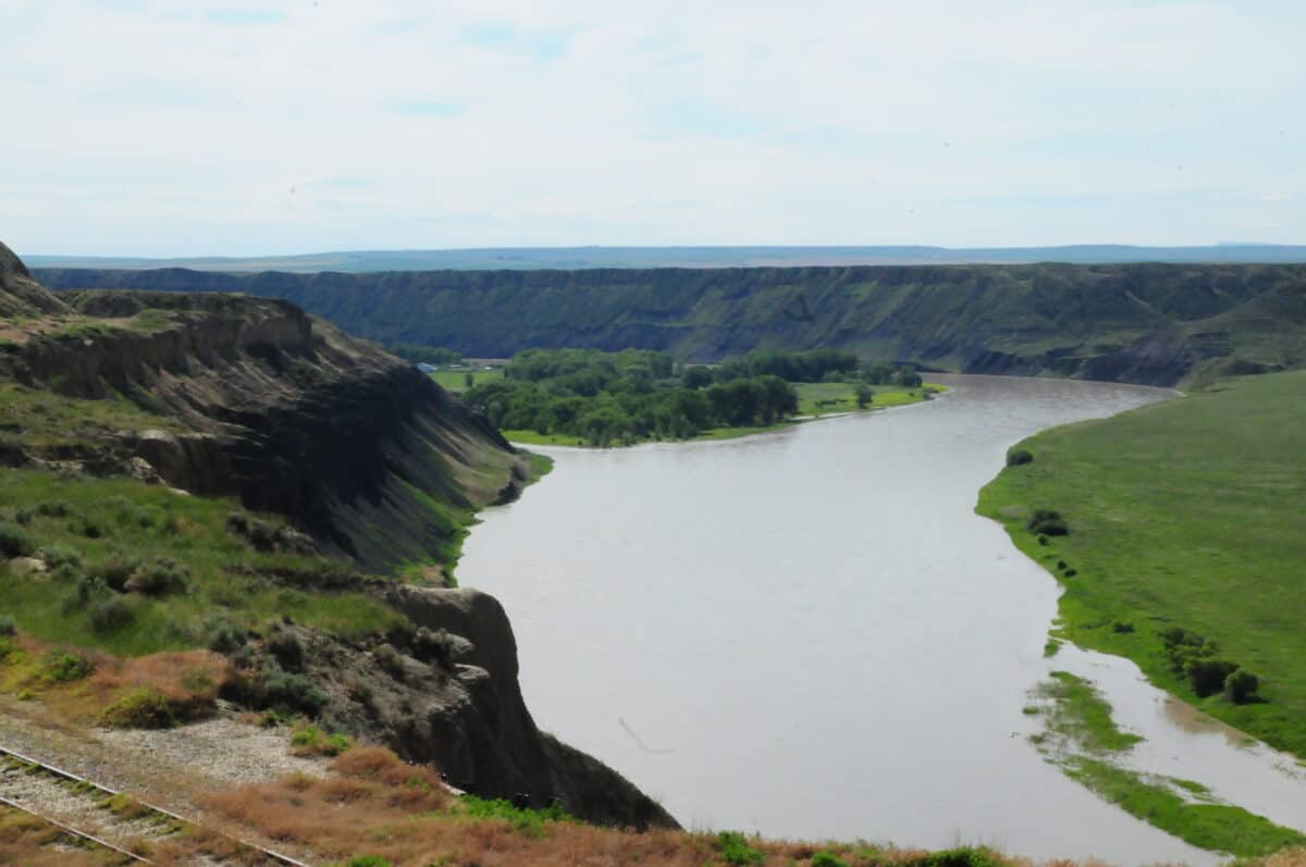 The Missouri River near the inland port of Fort Benton. The Mullan Road lay nearby, and this was also an important route for the railroad. 